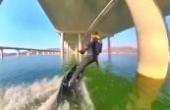 小伙在桥洞下冲浪挑战极限，这操作厉害了，一般人做不到(8.3分资讯片)